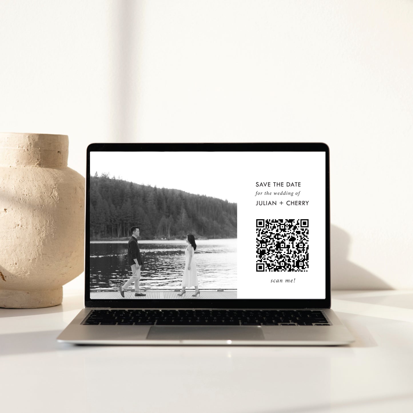 Digital Save the Date - Engagement Photo QR Code